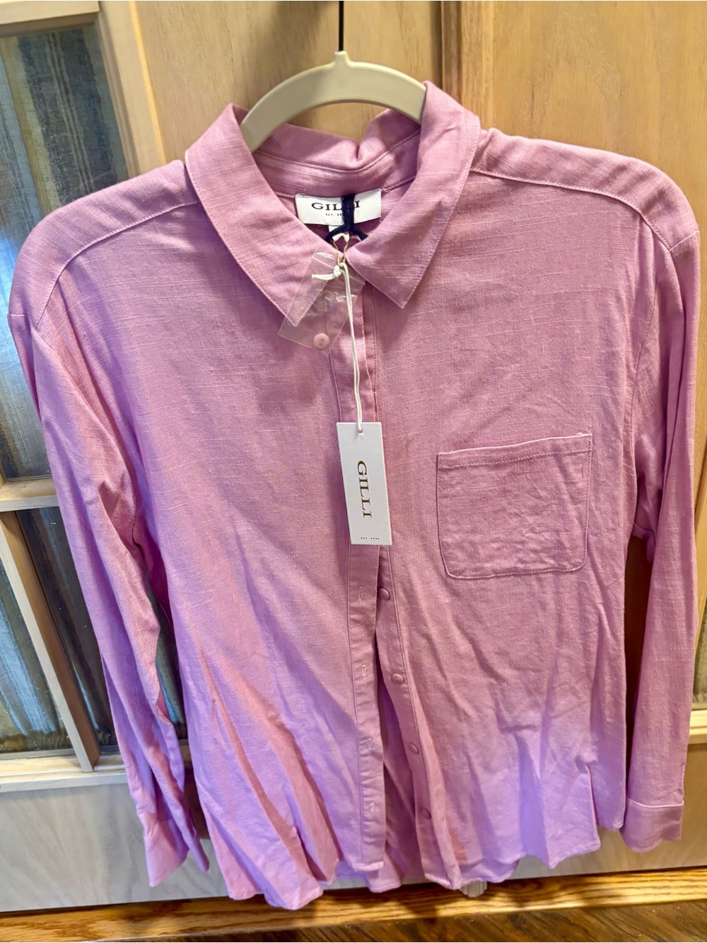 Gilli Women’s Light Pink Casual Button-Down Shirt